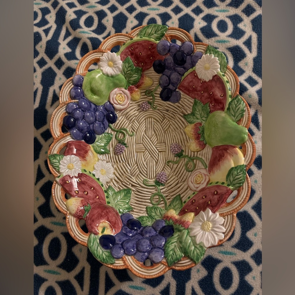 Ceramic Fits And Floyd Oval
Vegetable Serving Bowl